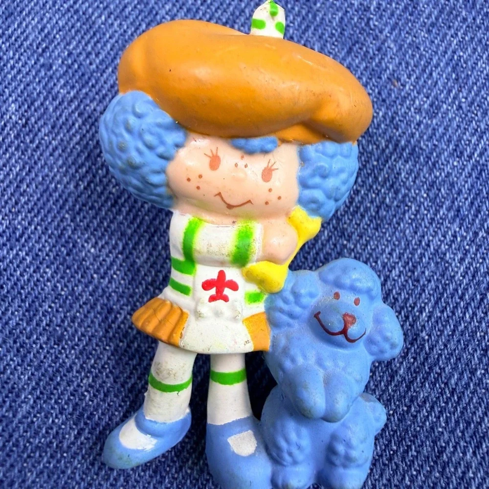 Vintage 1983 Strawberry Shortcake Cafe Crepe Suzette and poodle Eclair PVC